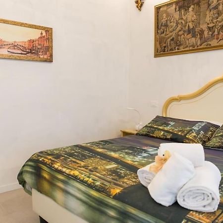 Marco Antonio Flat In Venice -Cannaregio District Near Sinagogue ภายนอก รูปภาพ