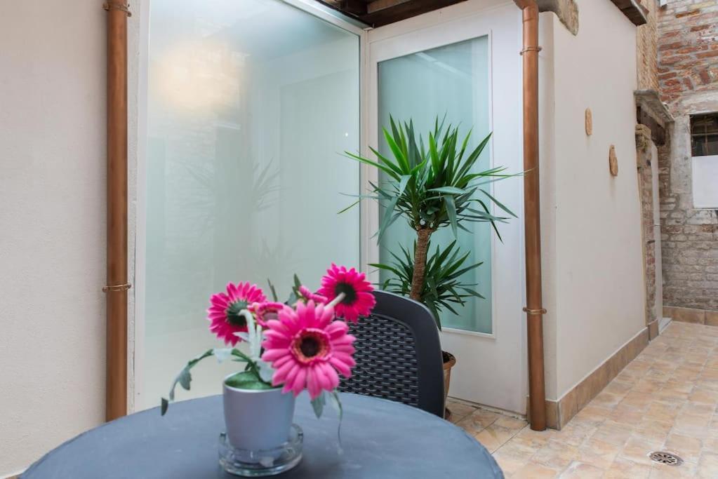 Marco Antonio Flat In Venice -Cannaregio District Near Sinagogue ภายนอก รูปภาพ