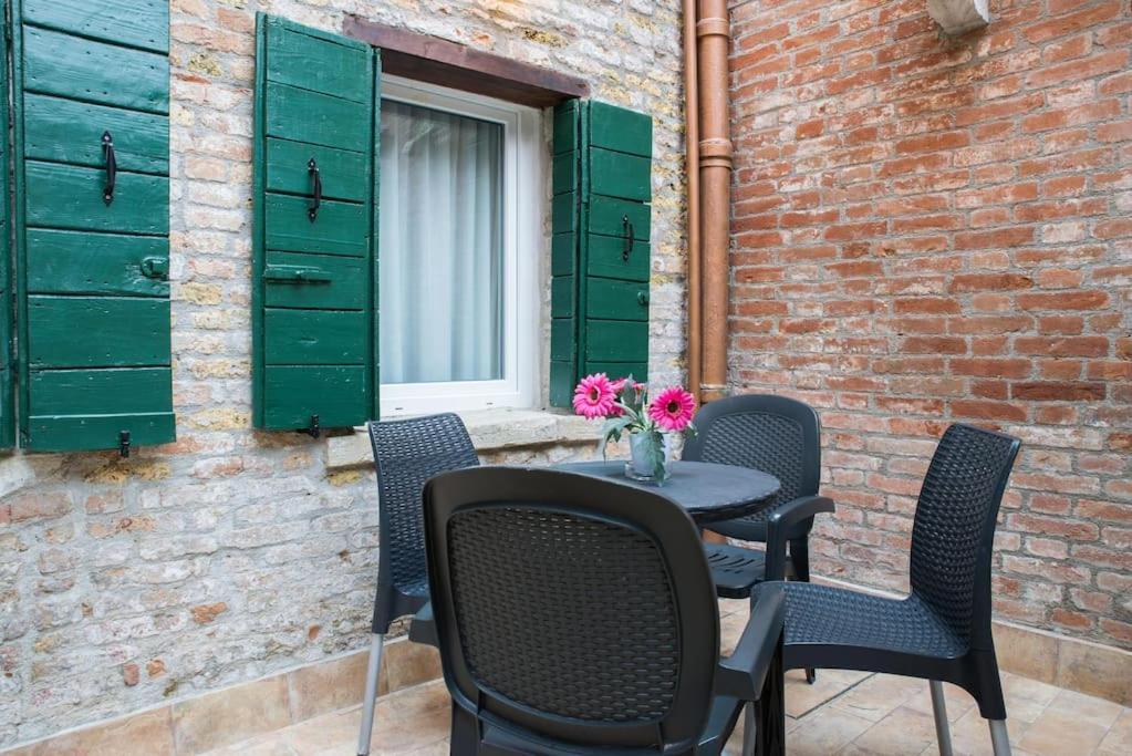 Marco Antonio Flat In Venice -Cannaregio District Near Sinagogue ภายนอก รูปภาพ
