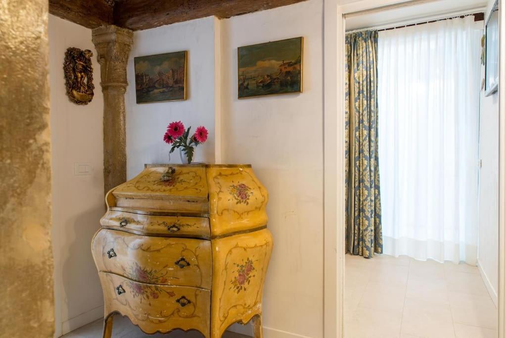 Marco Antonio Flat In Venice -Cannaregio District Near Sinagogue ภายนอก รูปภาพ